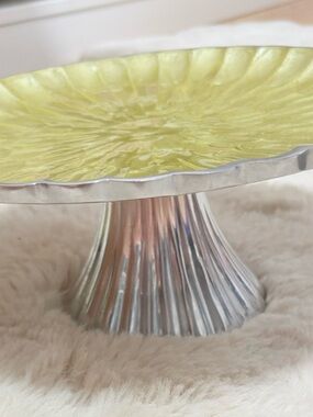 Julia Knight Peony Enamel & Aluminum Pedestal Cake Stand Kiwi Green Pearl
